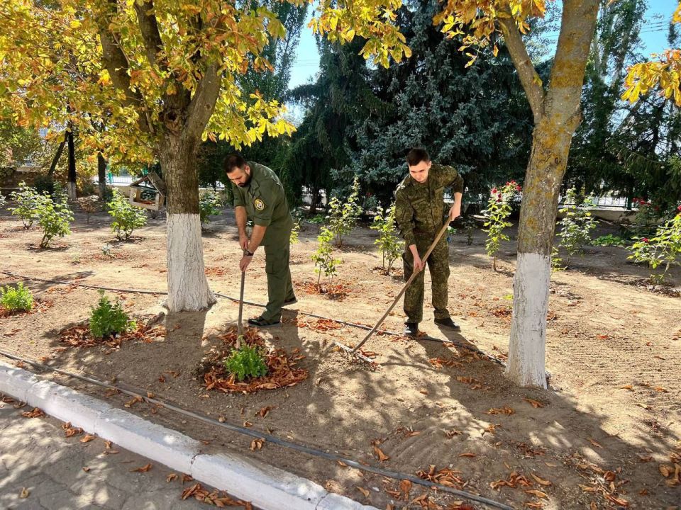 Офицеры СУ СК России по Херсонской области оказали помощь образовательным учреждениям в регионе Офицеры СУ СК России по Херсонской области оказали помощь образовательным учреждениям в регионе