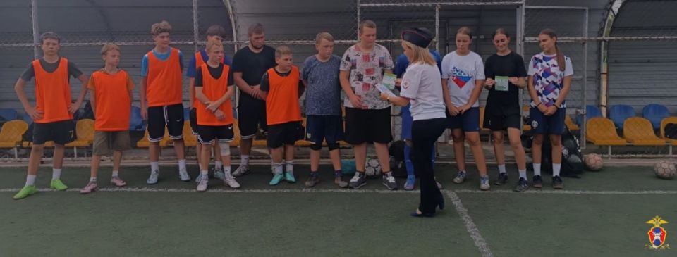 В Херсонской области сотрудники Госавтоинспекции провели мероприятие по безопасности дорожного движения в рамках акции "Внимание, дети!" В Херсонской области сотрудники Госавтоинспекции провели мероприятие по безопасности дорожного движения в рамках акции "Внимание, дети!"