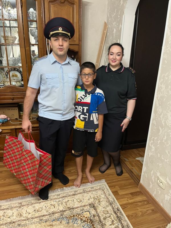 В преддверии нового учебного года сотрудники транспортной полиции Северо-Кавказского региона приняли участие в благотворительной акции «Помоги собраться в школу» В преддверии нового учебного года сотрудники транспортной полиции Северо-Кавказского региона приняли участие в благотворительной акции «Помоги собраться в школу»