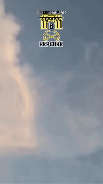  F-16   