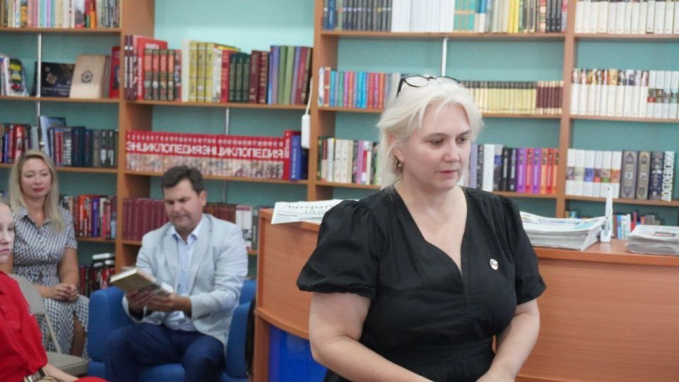 Презентация книги «Люди Херсонщины — гордость России» прошла в Геническе Презентация книги «Люди Херсонщины — гордость России» прошла в Геническе
