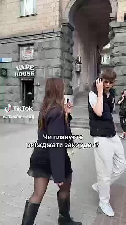   :     ,        ,      