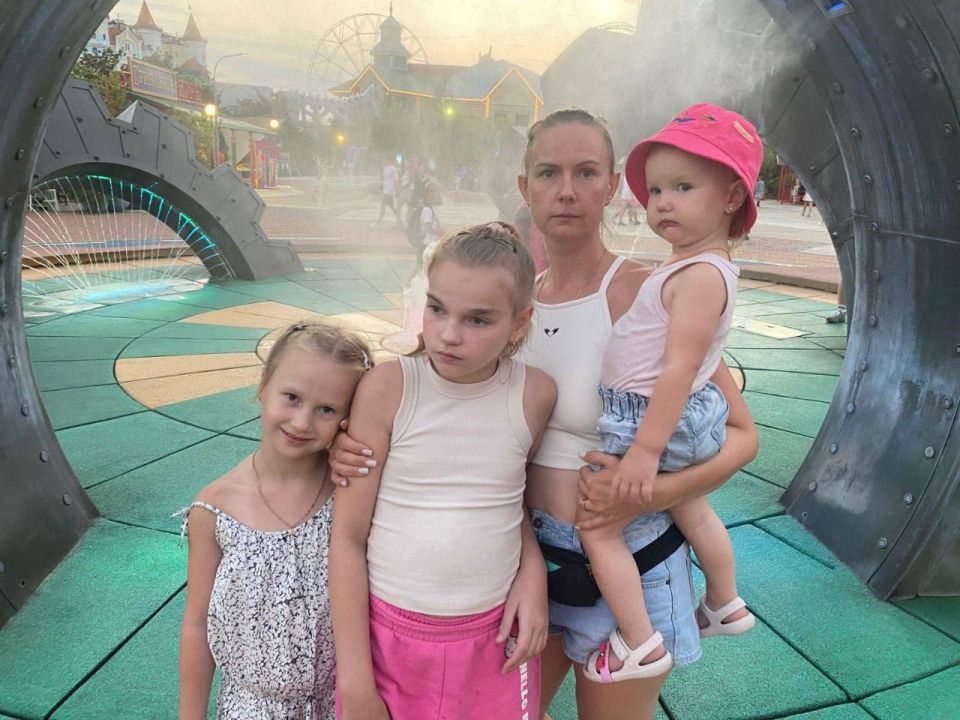 Сотни детей и родителей из приграничья прошли реабилитацию в Сочи Сотни детей и родителей из приграничья прошли реабилитацию в Сочи
