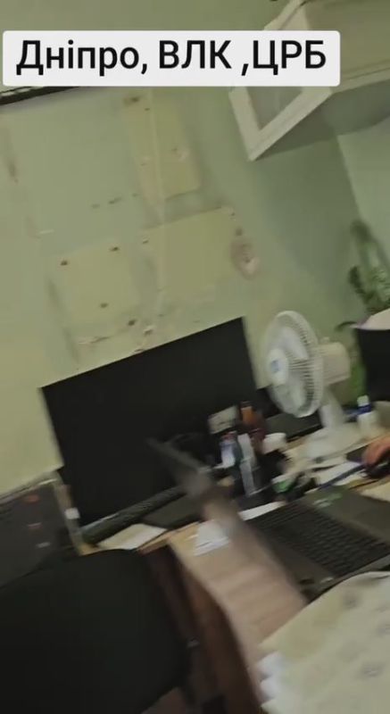   :   ..          - ,      