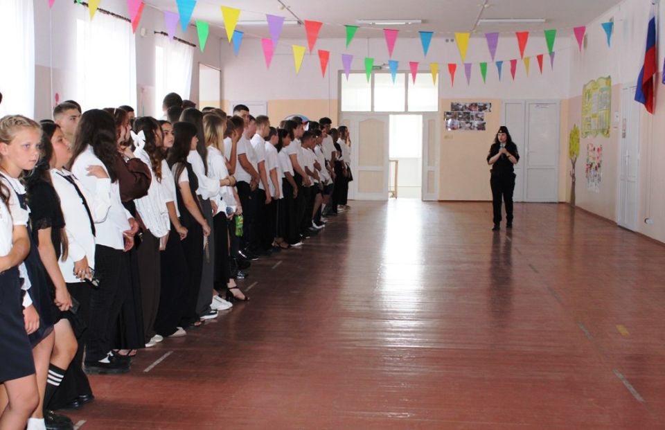 Транспортные полицейские Херсонской области приняли участие в обеспечении общественного порядка в День знаний Транспортные полицейские Херсонской области приняли участие в обеспечении общественного порядка в День знаний