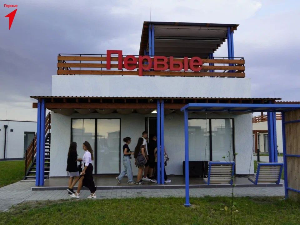 Первые посетили арт-кластер «Таврида» в День знаний Первые посетили арт-кластер «Таврида» в День знаний