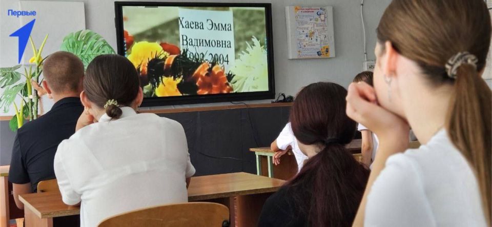 Первые Подовской школы вспомнили жертв трагедии в Беслане Первые Подовской школы вспомнили жертв трагедии в Беслане