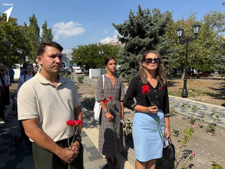 Первые Генического округа почтили память жертв Беслана Первые Генического округа почтили память жертв Беслана