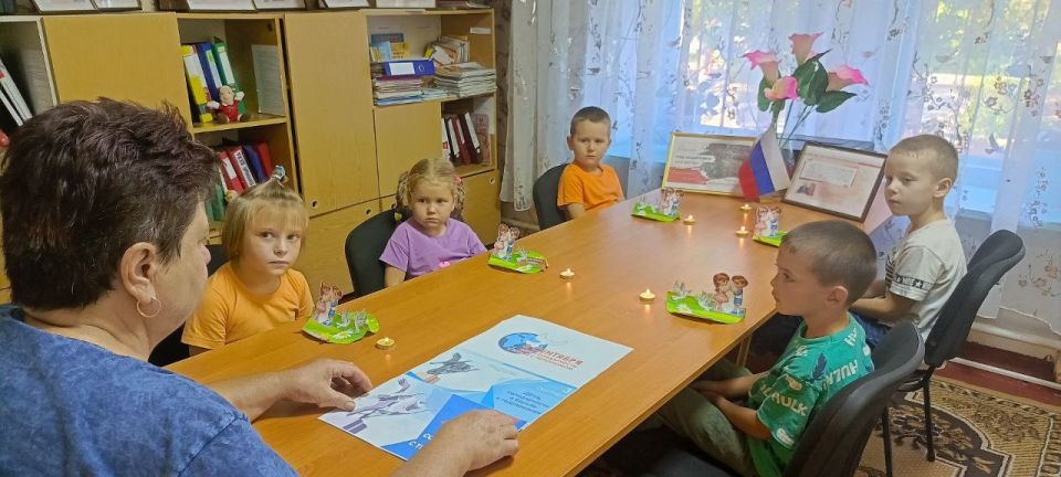 Память о Беслане: в Новонатальевском ясли-саду прошла беседа с детьми Память о Беслане: в Новонатальевском ясли-саду прошла беседа с детьми