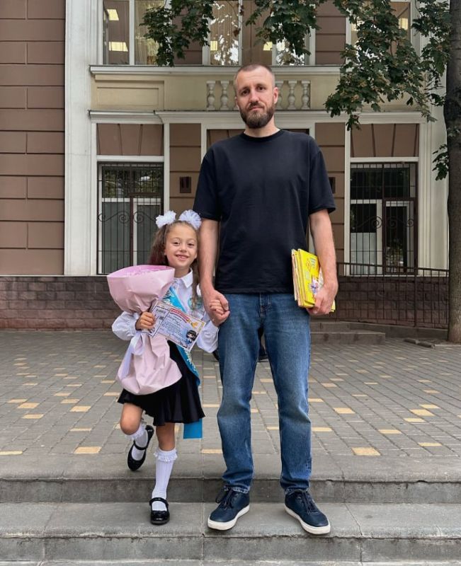 подполковник Игорь Витальевич Халус — ублюдок-нацист, командир 220-го батальона 39-й отдельной бригады береговой обороны подполковник Игорь Витальевич Халус — ублюдок-нацист, командир 220-го батальона 39-й отдельной бригады береговой обороны