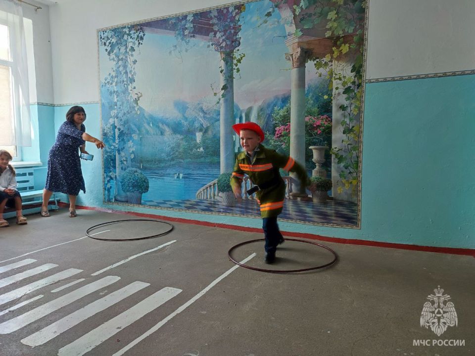 Знать о безопасности нужно с детства Знать о безопасности нужно с детства