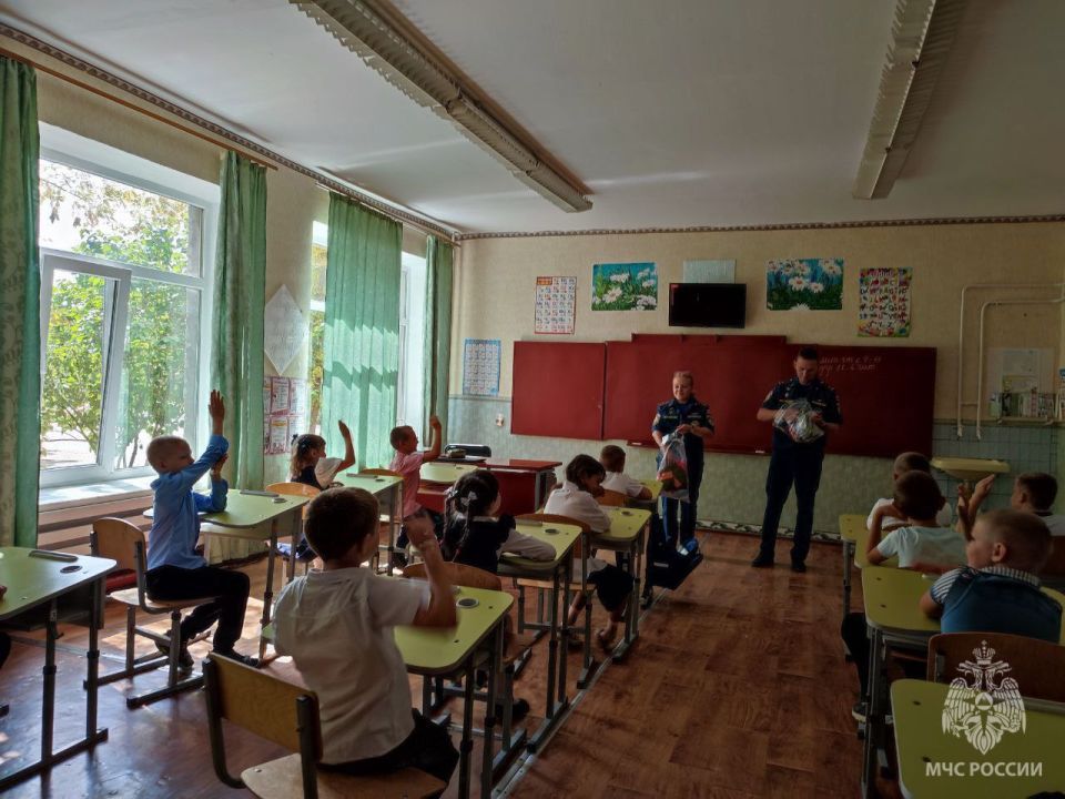 Знать о безопасности нужно с детства Знать о безопасности нужно с детства
