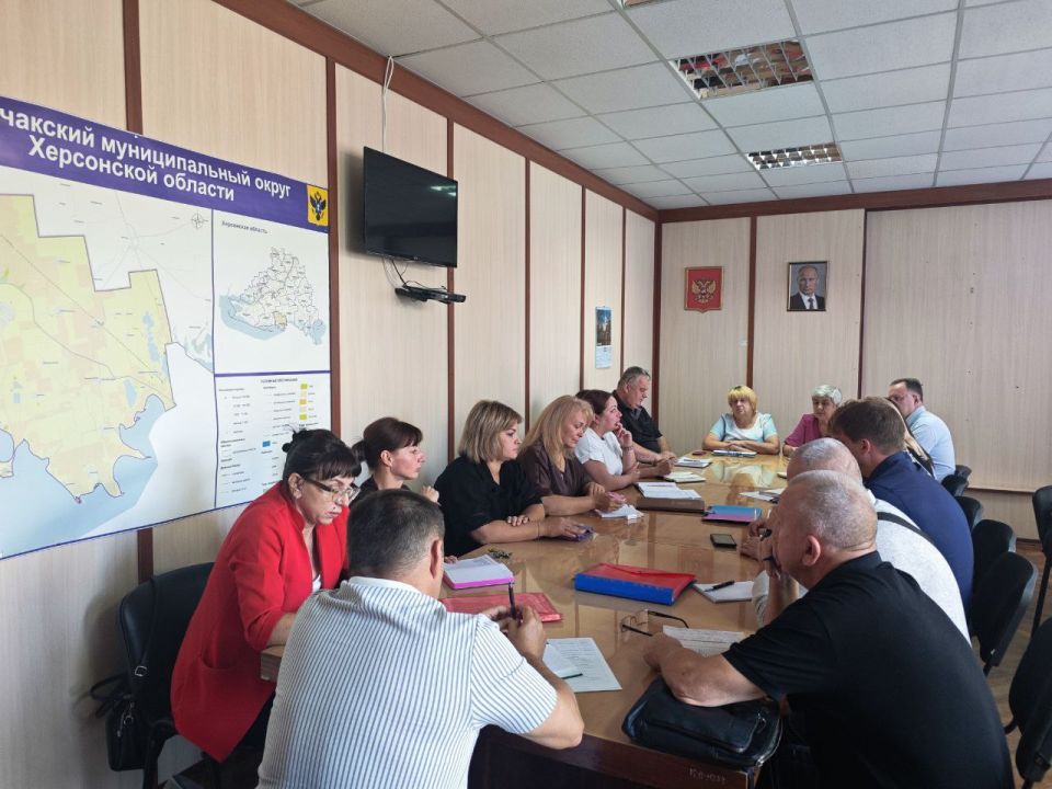 Аппаратное совещание в Каланчакском округе: ключевые решения и приоритеты развития Аппаратное совещание в Каланчакском округе: ключевые решения и приоритеты развития