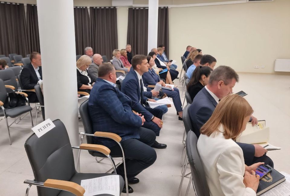 На 37-м заседании депутаты Херсонской областной Думы проголосовали за закон, системно регулирующий розничную продажу алкогольной продукции На 37-м заседании депутаты Херсонской областной Думы проголосовали за закон, системно регулирующий розничную продажу алкогольной продукции