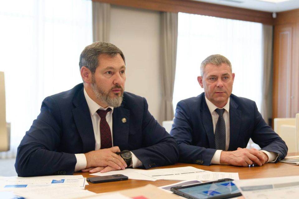 В Минстрое России обсудили актуальные вопросы применения и развития отечественных технологий в сфере строительства и ЖКХ В Минстрое России обсудили актуальные вопросы применения и развития отечественных технологий в сфере строительства и ЖКХ