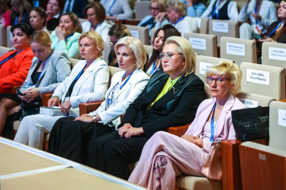Рамиль Замалетдинов: В Москве начал работу VI Форум социальных инноваций регионов — ставшей площадкой для тех, кто формирует и развивает социальную политику в России Рамиль Замалетдинов: В Москве начал работу VI Форум социальных инноваций регионов — ставшей площадкой для тех, кто формирует и развивает социальную политику в России