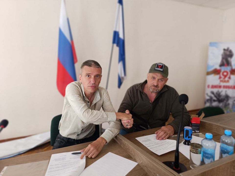 «Патриотическое воспитание сообща»: БОЕВОЕ БРАТСТВО и Скадовские казаки подписали соглашение о сотрудничестве «Патриотическое воспитание сообща»: БОЕВОЕ БРАТСТВО и Скадовские казаки подписали соглашение о сотрудничестве