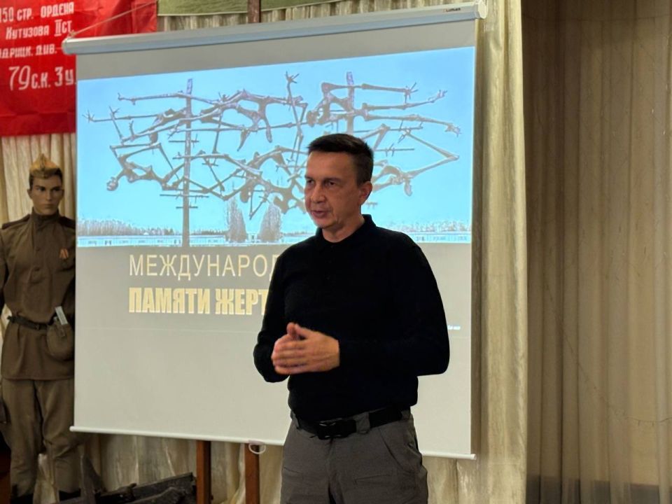 Владимир Оганесов: Уважаемые новокаховчане!. 14 сентября во всём мире отмечается Международный день памяти жертв фашизма Владимир Оганесов: Уважаемые новокаховчане!. 14 сентября во всём мире отмечается Международный день памяти жертв фашизма