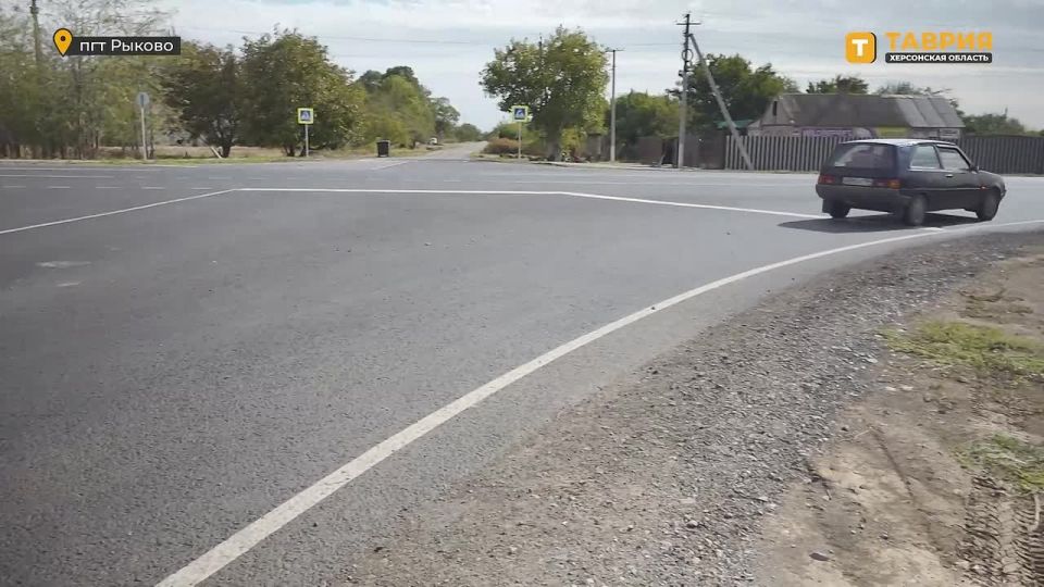 В Рыково Генического округа провели ремонт асфальтобетонного покрытия