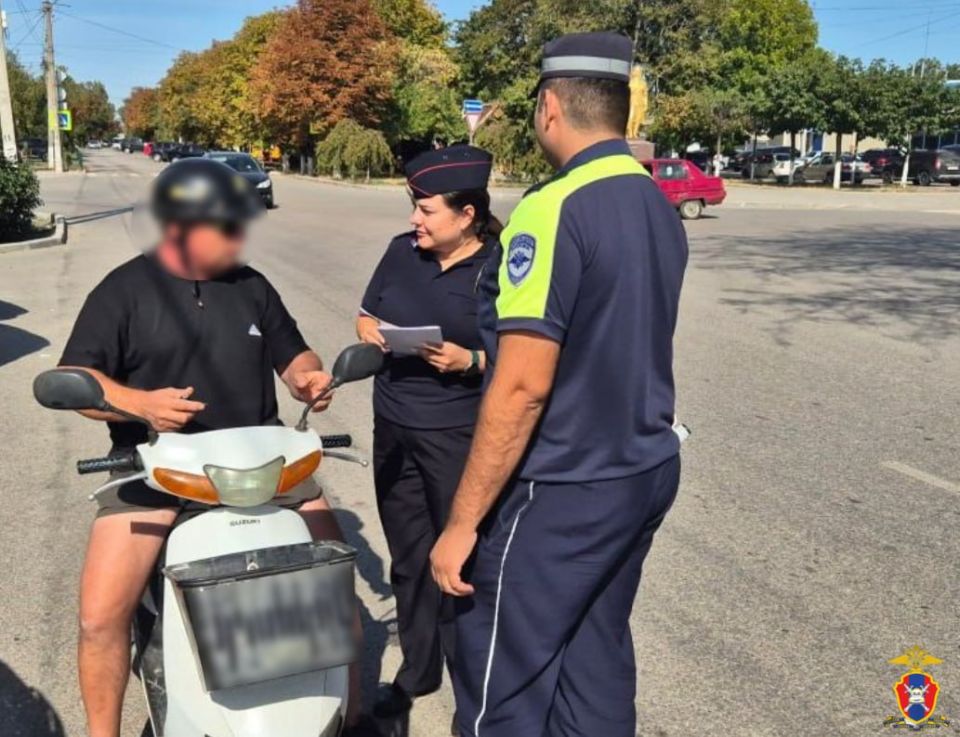 В Херсонской области сотрудники Госавтоинспекции провели рейдовое мероприятие в Геническом муниципальном округе В Херсонской области сотрудники Госавтоинспекции провели рейдовое мероприятие в Геническом муниципальном округе