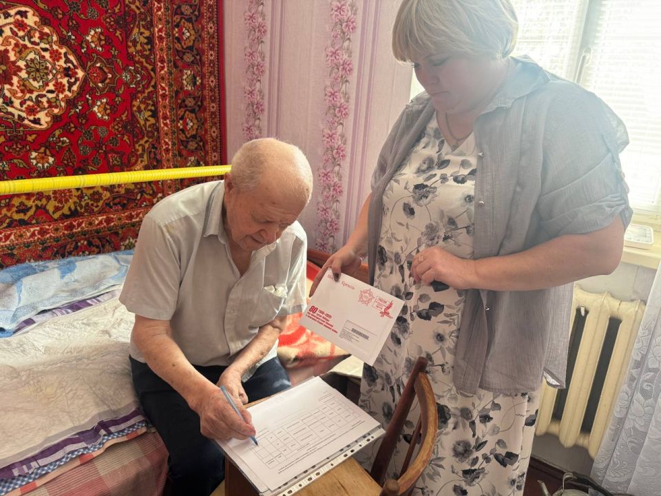 Ветеранам Великой Отечественной войны Голопристанского округа вручили благодарственные письма от Президента Российской Федерации Ветеранам Великой Отечественной войны Голопристанского округа вручили благодарственные письма от Президента Российской Федерации