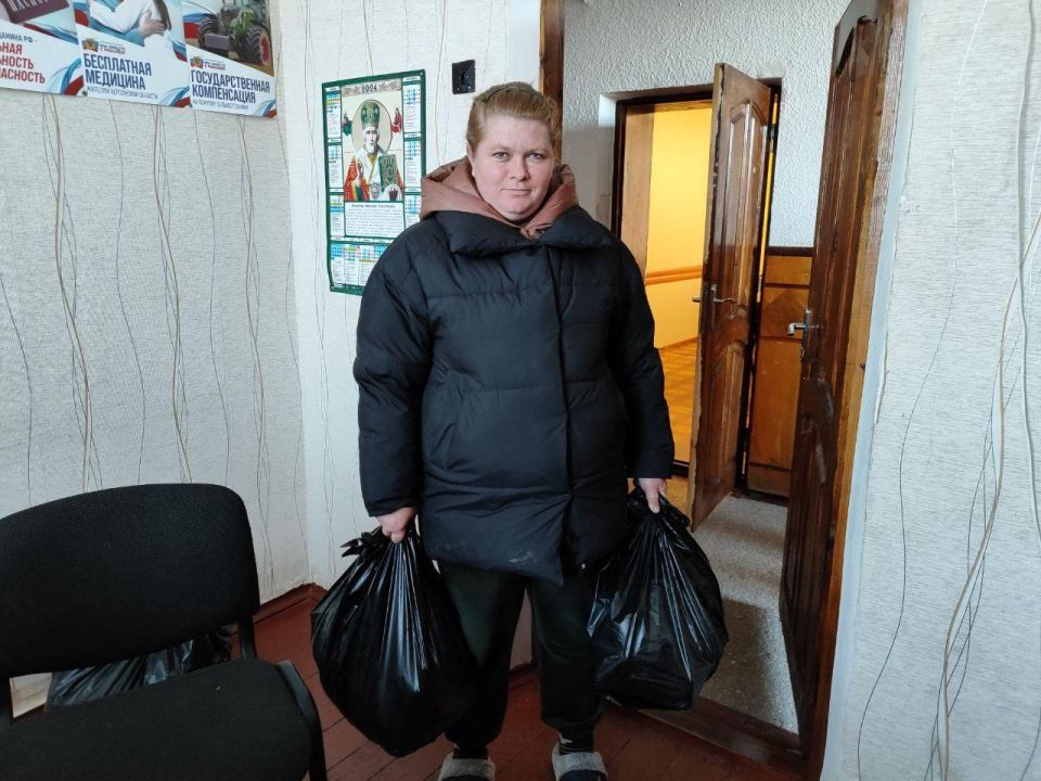 В Скадовском округе доставили подарки многодетным семьям В Скадовском округе доставили подарки многодетным семьям