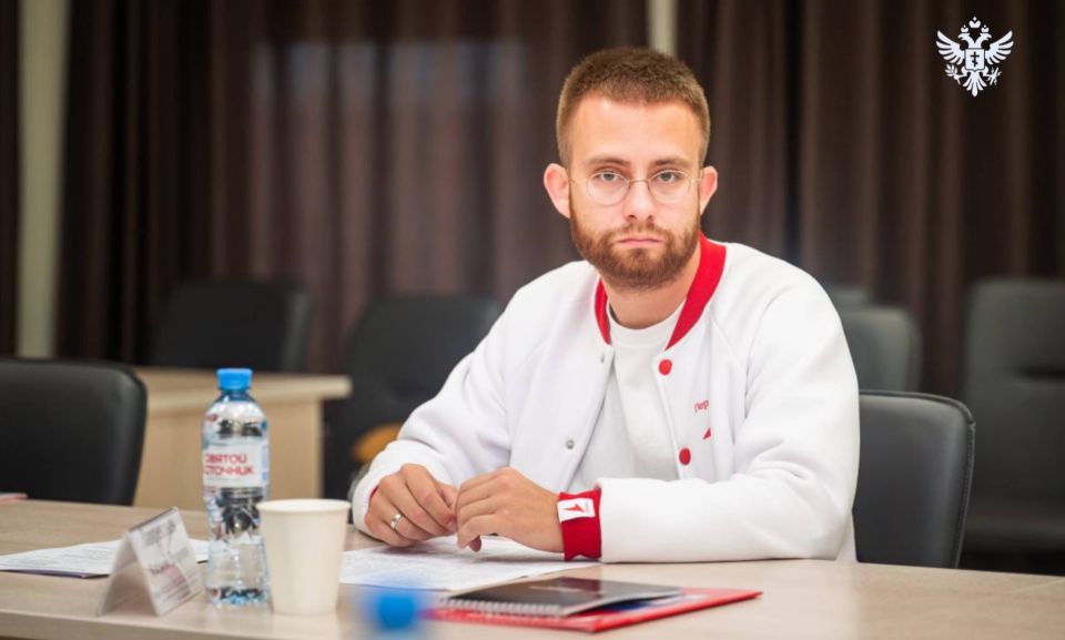 Владимир Сальдо провел заседание Регионального координационного совета «Движения Первых» Владимир Сальдо провел заседание Регионального координационного совета «Движения Первых»