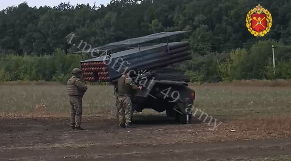 Боевая работа расчета РСЗО БМ-21 «Град» Боевая работа расчета РСЗО БМ-21 «Град»