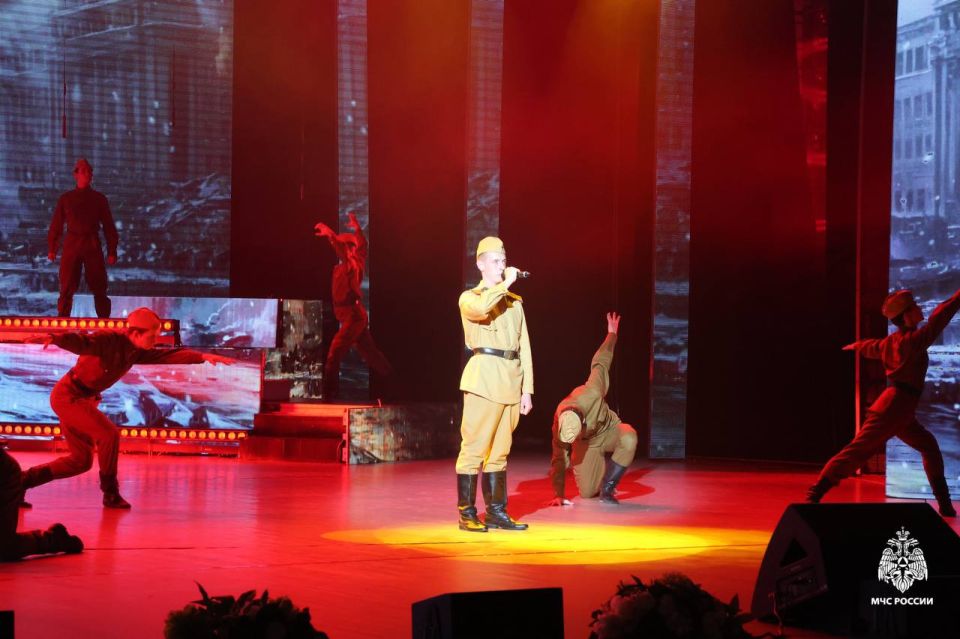 В Уфе состоялся гала-концерт победителей Всероссийского конкурса музыкального творчества пожарных и спасателей МЧС России В Уфе состоялся гала-концерт победителей Всероссийского конкурса музыкального творчества пожарных и спасателей МЧС России