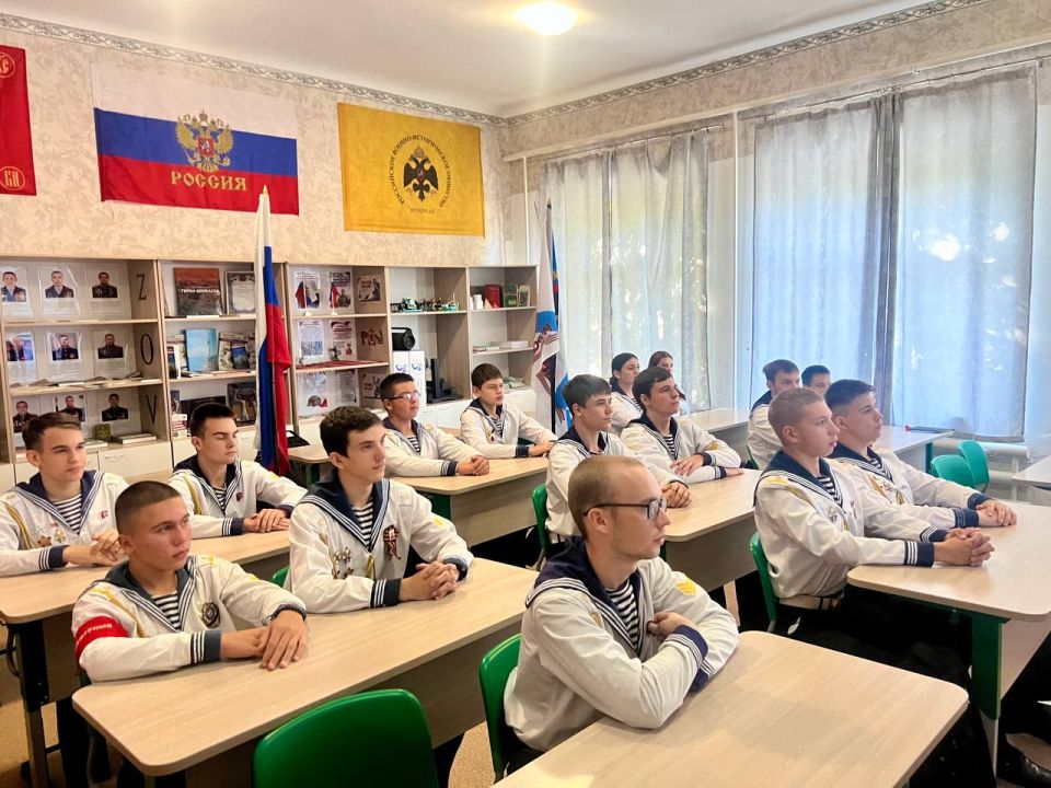 Кадетская дружба: мосты единства и обмена традициями Кадетская дружба: мосты единства и обмена традициями