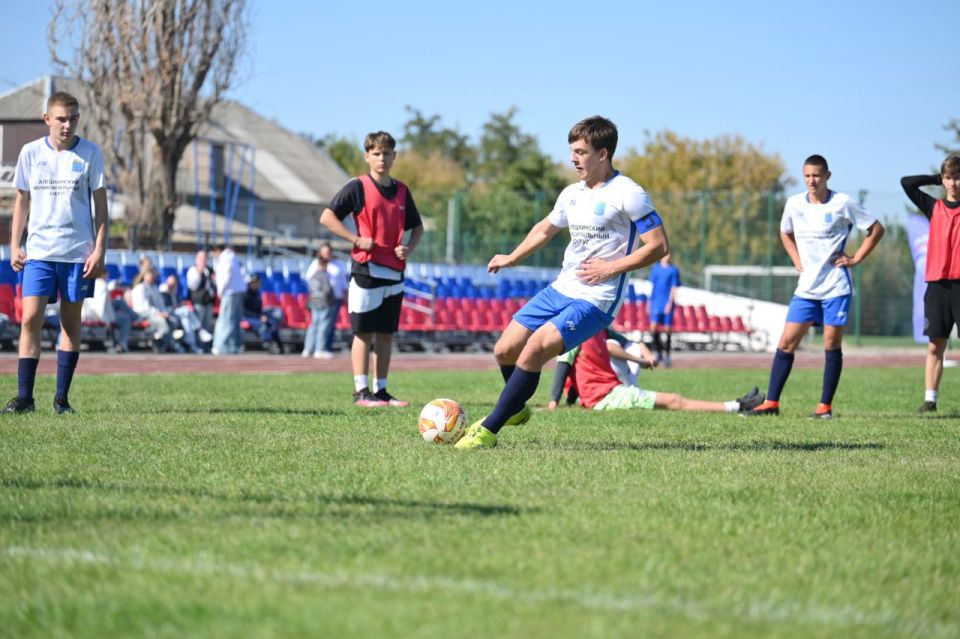 "Битва за мяч": наши юные футболисты показали класс! "Битва за мяч": наши юные футболисты показали класс!