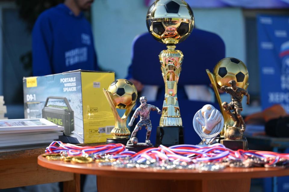 "Битва за мяч": наши юные футболисты показали класс! "Битва за мяч": наши юные футболисты показали класс!