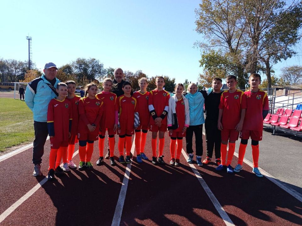 Уличная лига: новокаховчанки покорили сердца зрителей! Уличная лига: новокаховчанки покорили сердца зрителей!