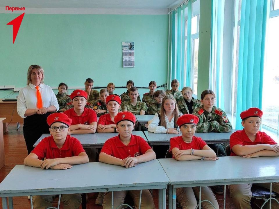 Первые приняли участие в межрегиональном телемосте ко Дню воссоединения Первые приняли участие в межрегиональном телемосте ко Дню воссоединения