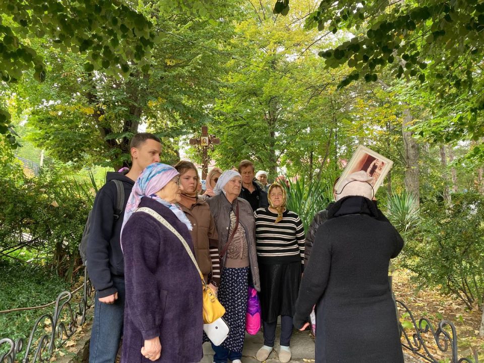 Семьи защитников Херсонщины прикоснулись к святыням Крыма Семьи защитников Херсонщины прикоснулись к святыням Крыма