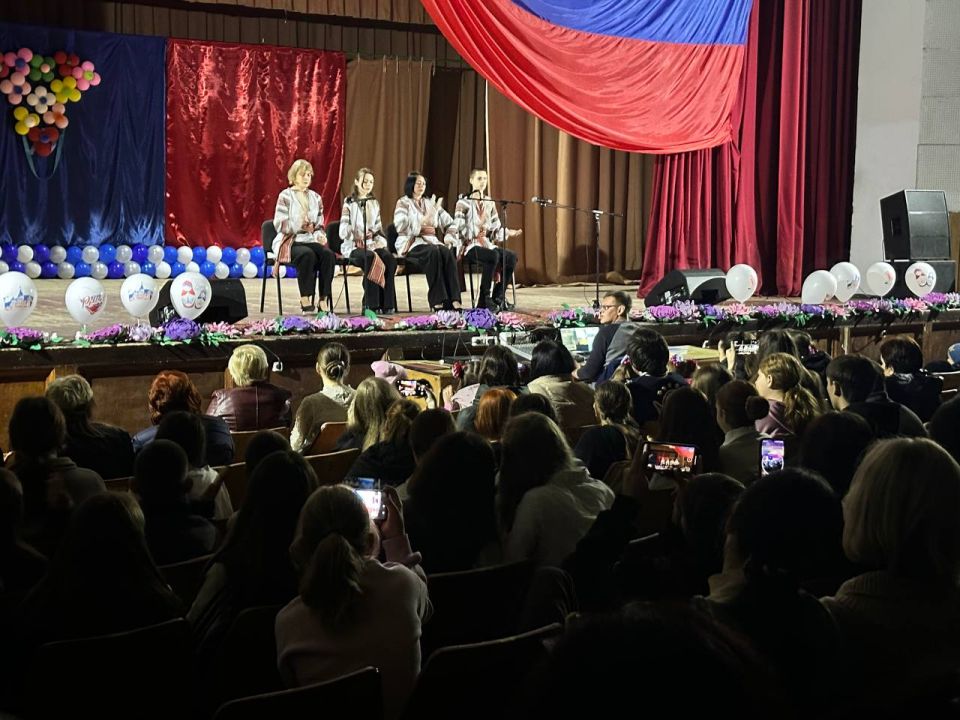 Праздничный концерт в Ивановском центральном доме культуры! Праздничный концерт в Ивановском центральном доме культуры!