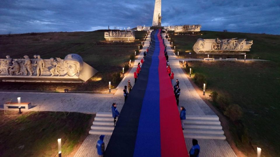 ����� �������: � ���� ������������� ���, ���, ����������� � ���������� �������� � �������