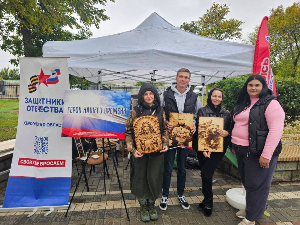 Искусство как память: в Геническе открылась выставка ветерана СВО Искусство как память: в Геническе открылась выставка ветерана СВО