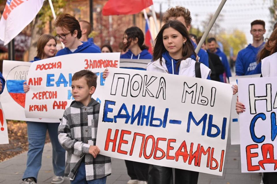 Продолжаем делиться с вами праздничными мероприятиями учреждений культуры Каховского округа Продолжаем делиться с вами праздничными мероприятиями учреждений культуры Каховского округа