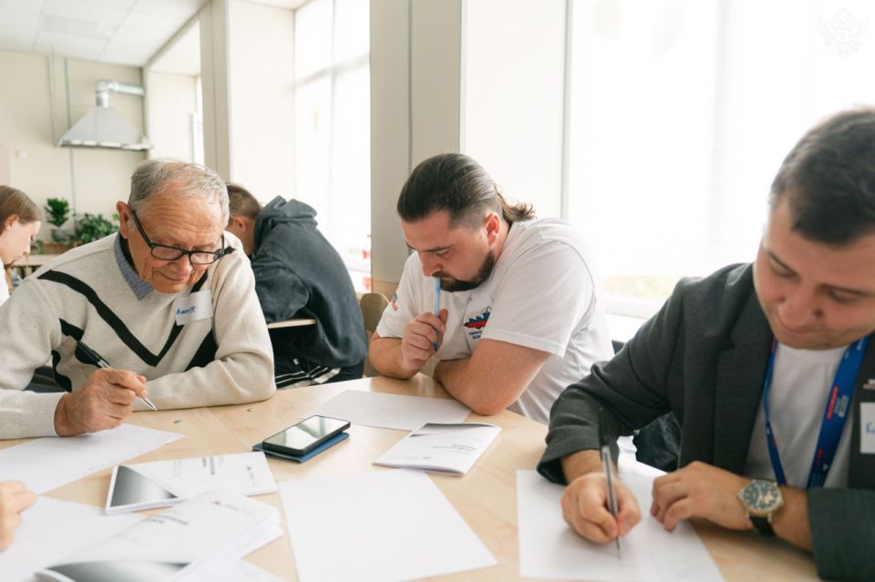 В Херсонской области прошёл спецмодуль программы «Лидерство в медицине» В Херсонской области прошёл спецмодуль программы «Лидерство в медицине»