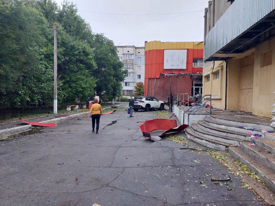 Глава Совета депутатов Новой Каховки Валерий Леонтьев тяжело ранен в результате атаки дрона укробоевиков, сообщил Губернатор Херсонсокой области Владимир Сальдо Глава Совета депутатов Новой Каховки Валерий Леонтьев тяжело ранен в результате атаки дрона укробоевиков, сообщил Губернатор Херсонсокой области Владимир Сальдо