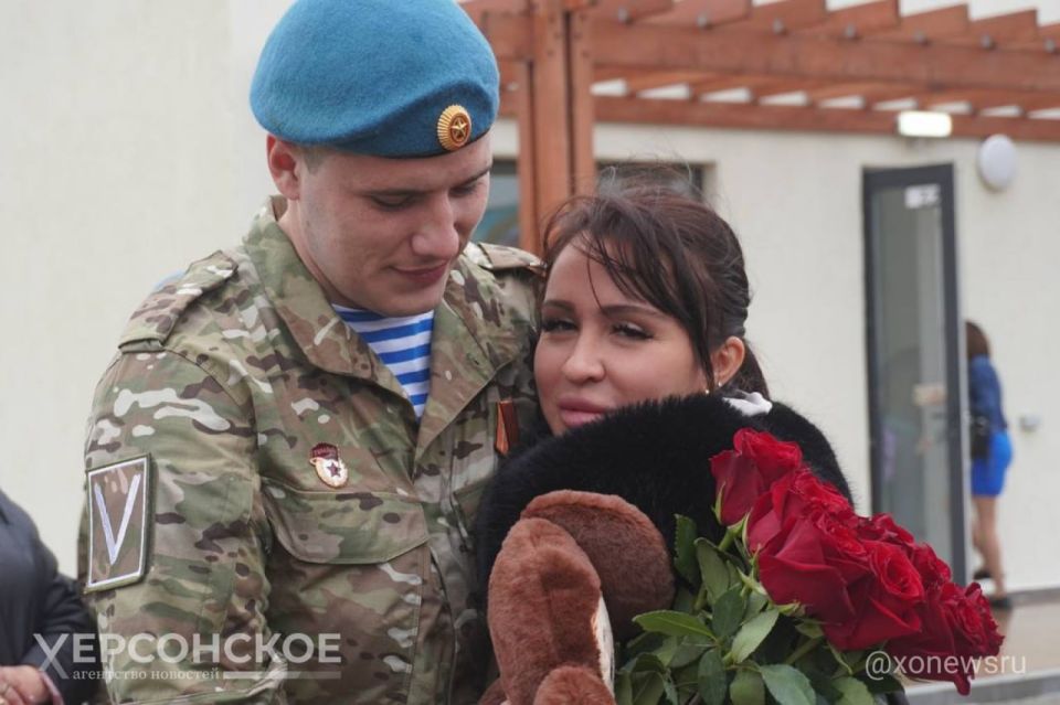 Сюрприз для военнослужащих в честь праздника Сюрприз для военнослужащих в честь праздника