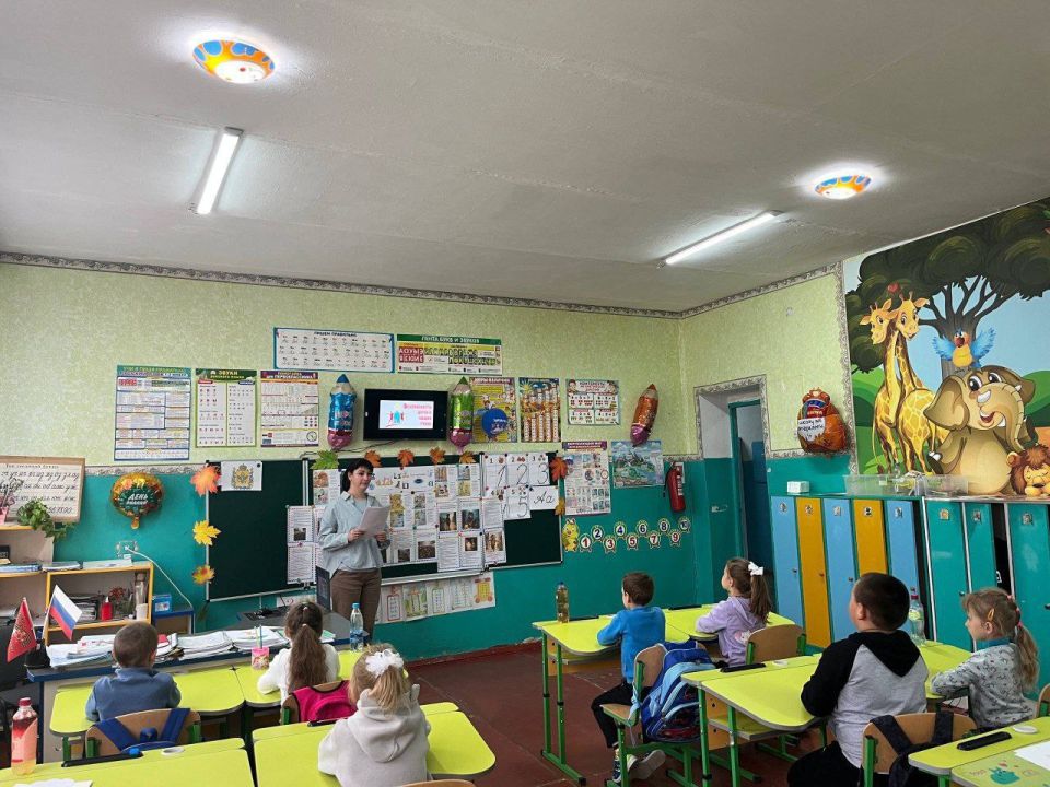 1 октября в ГБОУ ХО "Новоалександровская школа" для учащихся 1–11 классов прошли уроки, приуроченные к Дню гражданской обороны РФ 1 октября в ГБОУ ХО "Новоалександровская школа" для учащихся 1–11 классов прошли уроки, приуроченные к Дню гражданской обороны РФ