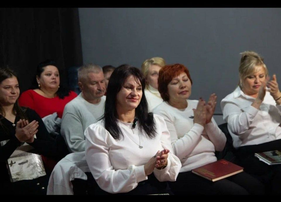 Депутаты Каховского Совета депутатов участвовали в региональном Литературном квартирнике «Они писали для жизни» Депутаты Каховского Совета депутатов участвовали в региональном Литературном квартирнике «Они писали для жизни»
