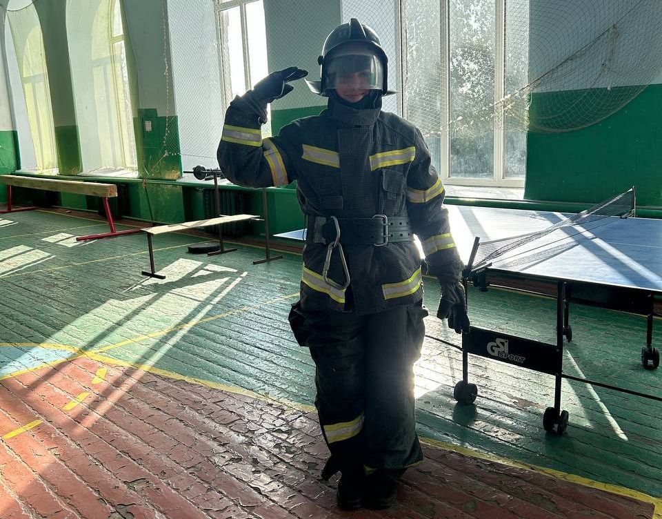 В Красноперекопской школе прошел Всероссийский открытый урок культуры безопасности, приуроченный к празднованию Дня гражданской обороны Российской Федерации В Красноперекопской школе прошел Всероссийский открытый урок культуры безопасности, приуроченный к празднованию Дня гражданской обороны Российской Федерации