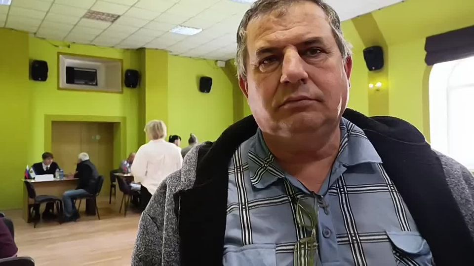 Павел Филипчук: Мобильная приёмная Губернатора в Каховском округе