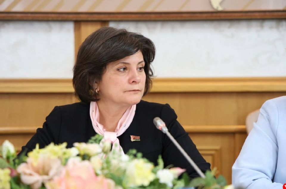 Владимир Сальдо: Углубление партнёрства братских стран обсудили на Межпарламентской комиссии по межрегиональному сотрудничеству между Советом Федерации России и Советом Республики Беларуси в Минске Владимир Сальдо: Углубление партнёрства братских стран обсудили на Межпарламентской комиссии по межрегиональному сотрудничеству между Советом Федерации России и Советом Республики Беларуси в Минске