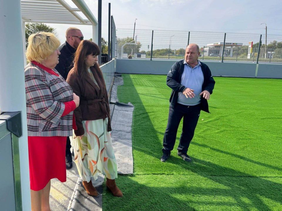 Владимир Сальдо: В Каланчаке завершается строительство нового физкультурно-оздоровительного комплекса открытого типа