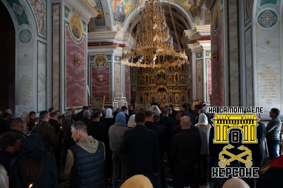 Вчера в Симферополе простились с председателем Совета депутатов Новой Каховки Владимиром Леонтьевым Вчера в Симферополе простились с председателем Совета депутатов Новой Каховки Владимиром Леонтьевым