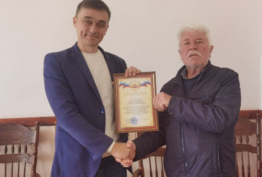 Павел Филипчук: Уважаемые учителя, работники образовательных учреждений, ветераны педагогического труда! Павел Филипчук: Уважаемые учителя, работники образовательных учреждений, ветераны педагогического труда!